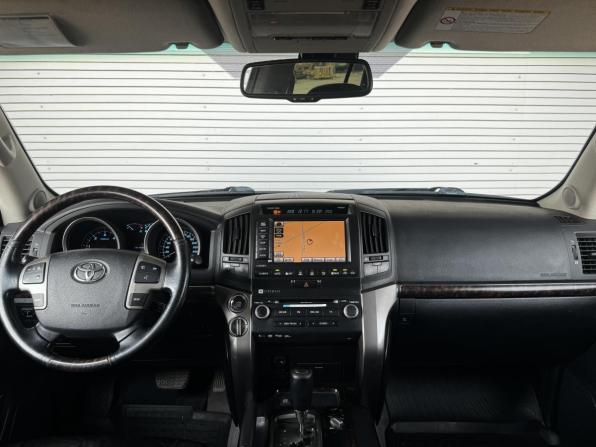 Toyota Land Cruiser 200 Series с пробегом 2011 года, цена 3 550 000 рублей, 253538 км, внедорожник, Автокод Объявления