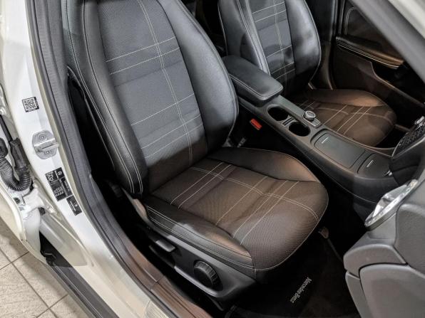 Mercedes-Benz GLA I (X156) с пробегом 2015 года, цена 1 690 000 рублей, 133527 км, внедорожник, Автокод Объявления