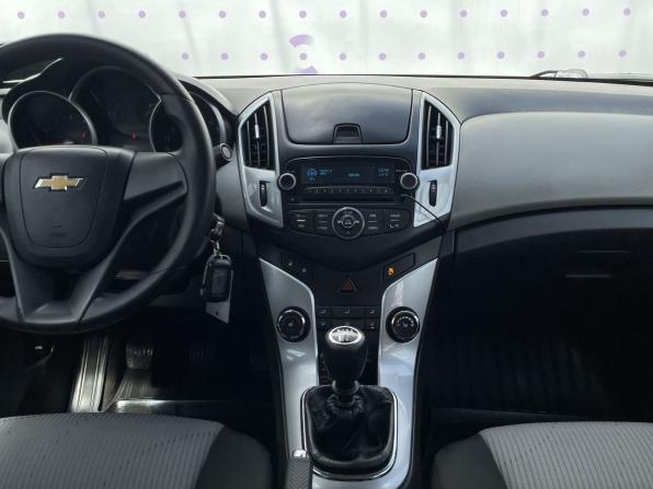 Chevrolet Cruze I Рестайлинг с пробегом 2013 года, цена 810 000 рублей, 177053 км, хэтчбек, Автокод Объявления