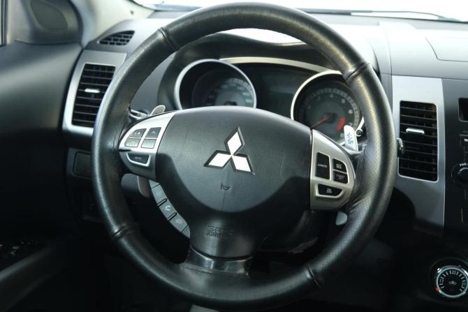 Mitsubishi Outlander II с пробегом 2007 года, цена 1 179 000 рублей, 277700 км, внедорожник, Автокод Объявления