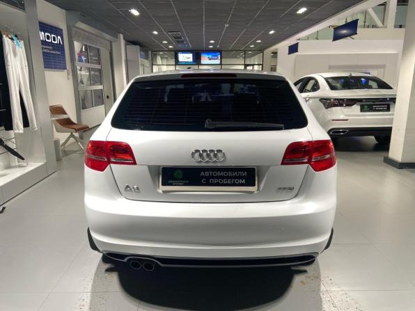 Audi A3 II (8P) Рестайлинг 2 с пробегом 2012 года, цена 980 000 рублей, 102791 км, хэтчбек, Автокод Объявления