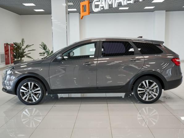 Lada (ВАЗ) Vesta I с пробегом 2022 года, цена 1 300 000 рублей, 63425 км, универсал, Автокод Объявления