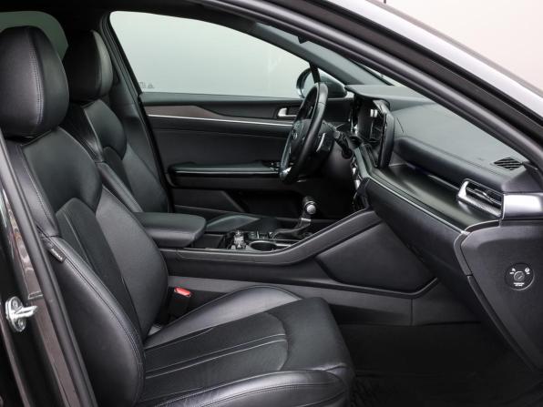 Kia K5 III с пробегом 2021 года, цена 2 550 000 рублей, 89600 км, седан, Автокод Объявления