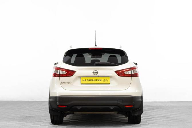 Nissan Qashqai II с пробегом 2014 года, цена 1 649 000 рублей, 215000 км, внедорожник, Автокод Объявления