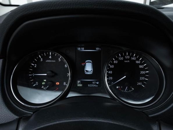 Nissan Qashqai II с пробегом 2015 года, цена 1 670 000 рублей, 92354 км, внедорожник, Автокод Объявления