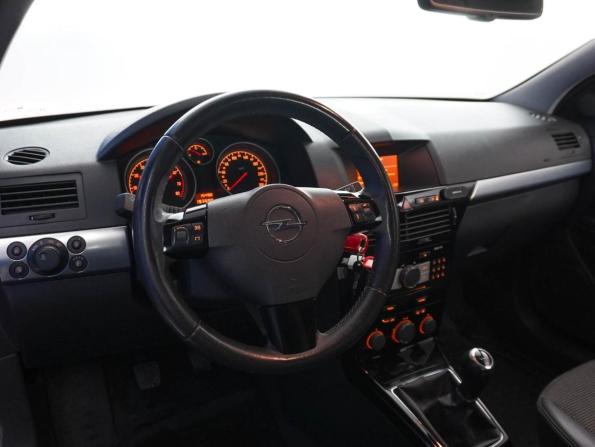 Opel Astra H Рестайлинг с пробегом 2010 года, цена 650 000 рублей, 193688 км, хэтчбек, Автокод Объявления