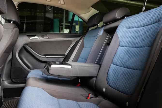 Volkswagen Jetta VI с пробегом 2013 года, цена 1 000 000 рублей, 239287 км, седан, Автокод Объявления