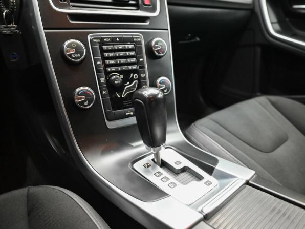 Volvo S60 II с пробегом 2011 года, цена 875 000 рублей, 215375 км, седан, Автокод Объявления