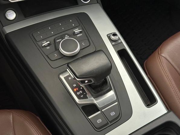 Audi Q5 II (FY) с пробегом 2017 года, цена 2 975 000 рублей, 140988 км, внедорожник, Автокод Объявления