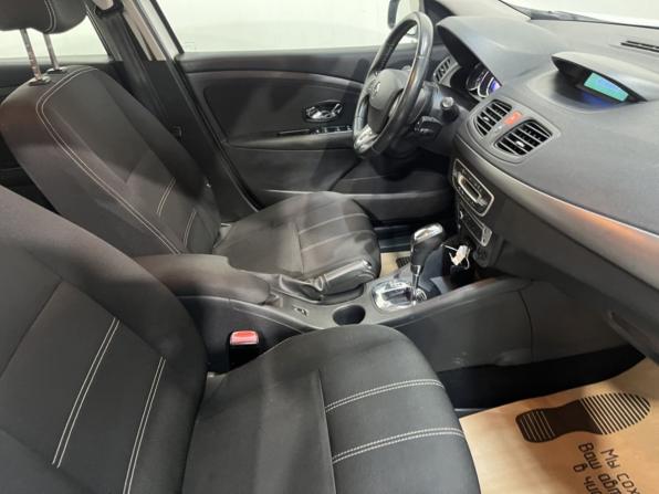Renault Fluence I Рестайлинг с пробегом 2014 года, цена 935 000 рублей, 122497 км, седан, Автокод Объявления