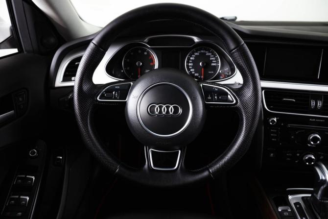 Audi A4 IV (B8) Рестайлинг с пробегом 2015 года, цена 1 699 000 рублей, 106400 км, седан, Автокод Объявления