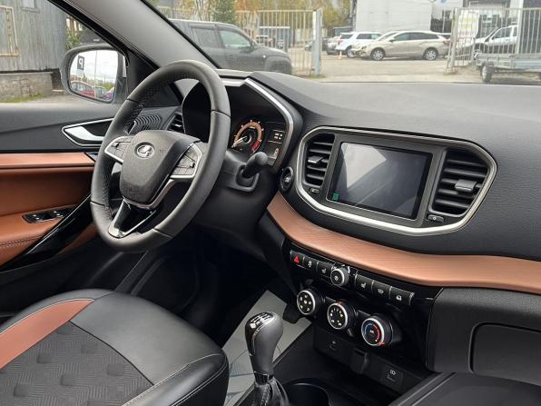 Lada (ВАЗ) Vesta I Рестайлинг (NG) с пробегом 2025 года, цена 1 549 000 рублей, 10720 км, седан, Автокод Объявления