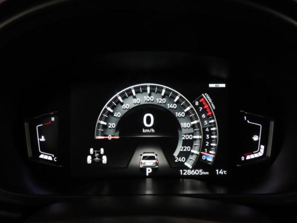 Mitsubishi Pajero Sport III с пробегом 2017 года, цена 3 000 000 рублей, 128595 км, внедорожник, Автокод Объявления