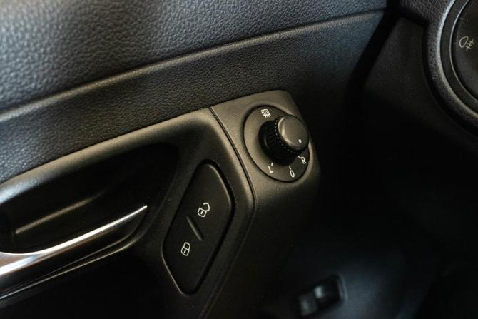 Volkswagen Polo V с пробегом 2014 года, цена 849 000 рублей, 183966 км, седан, Автокод Объявления