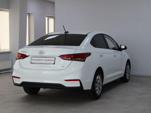 Hyundai Solaris II с пробегом 2018 года, цена 1 509 900 рублей, 44036 км, седан, Автокод Объявления