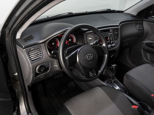 Kia Rio II Рестайлинг с пробегом 2011 года, цена 660 000 рублей, 167215 км, хэтчбек, Автокод Объявления