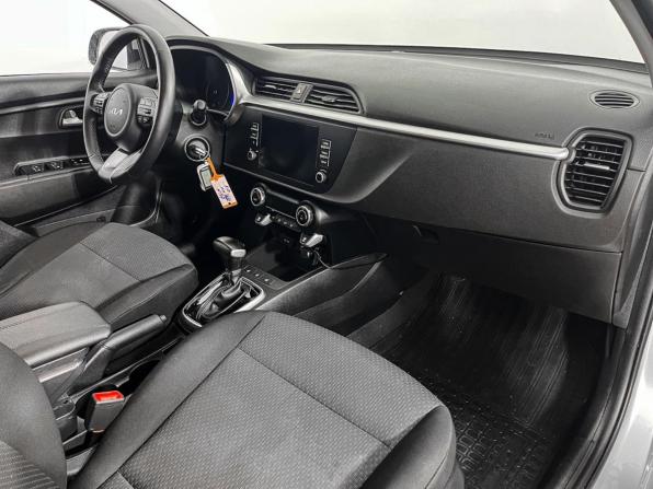 Kia Rio IV Рестайлинг с пробегом 2022 года, цена 1 576 000 рублей, 133131 км, хэтчбек, Автокод Объявления