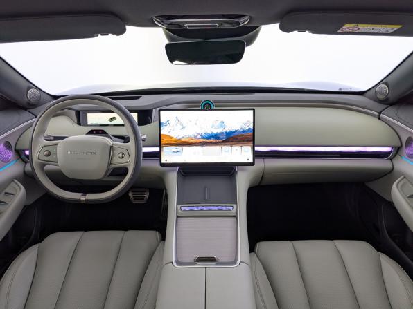 Exeed Exlantix ES с пробегом 2025 года, цена 4 950 000 рублей, 13305 км, седан, Автокод Объявления