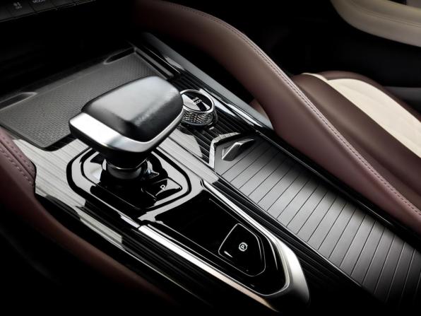 Geely Monjaro I с пробегом 2023 года, цена 3 460 000 рублей, 26928 км, внедорожник, Автокод Объявления