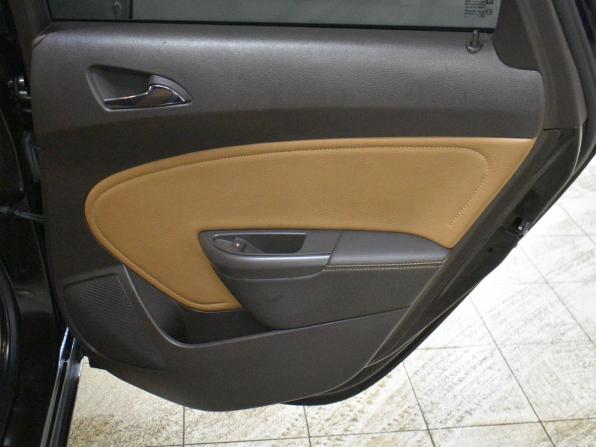 Opel Astra J Рестайлинг с пробегом 2014 года, цена 749 000 рублей, 167962 км, седан, Автокод Объявления
