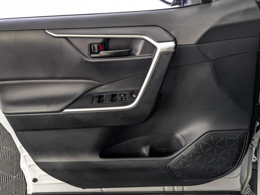 Toyota RAV4 V (XA50) Москва  - изображение 19