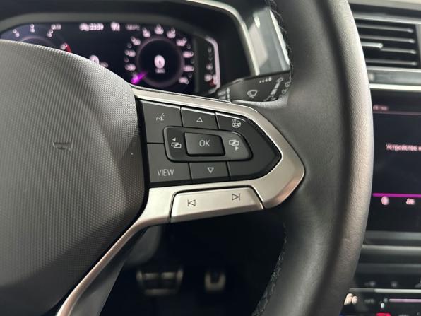 Volkswagen Tiguan II Рестайлинг с пробегом 2021 года, цена 3 660 000 рублей, 22527 км, внедорожник, Автокод Объявления