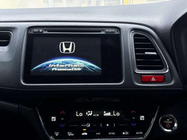 Honda Vezel I с пробегом 2014 года, цена 1 305 000 рублей, 161550 км, внедорожник, Автокод Объявления