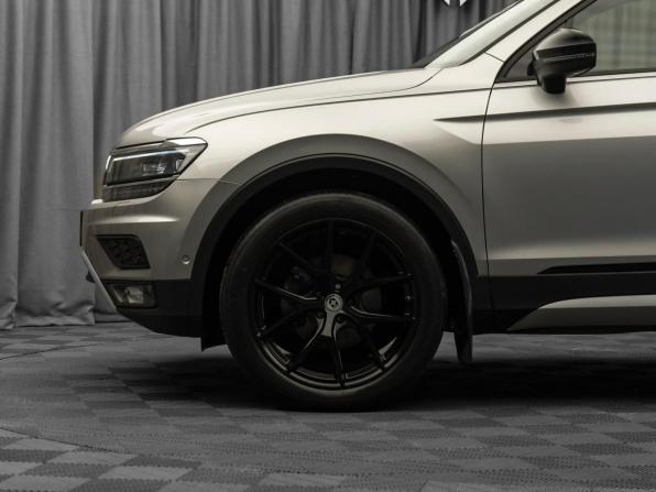 Volkswagen Tiguan II с пробегом 2019 года, цена 2 490 000 рублей, 120864 км, внедорожник, Автокод Объявления