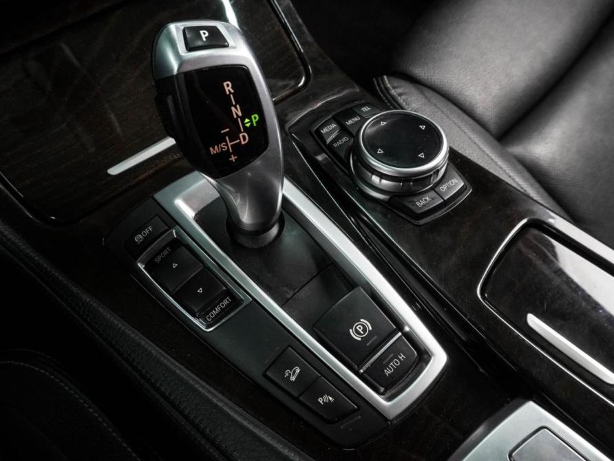 BMW 5 серии VI (F10/F11/F07) Рестайлинг Воронеж  - изображение 24