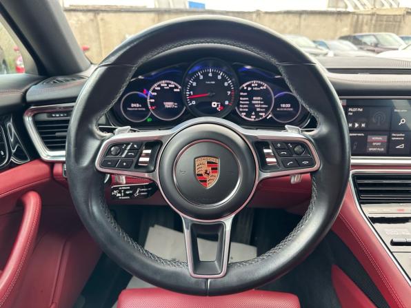 Porsche Panamera II с пробегом 2018 года, цена 5 800 000 рублей, 124459 км, лифтбек, Автокод Объявления