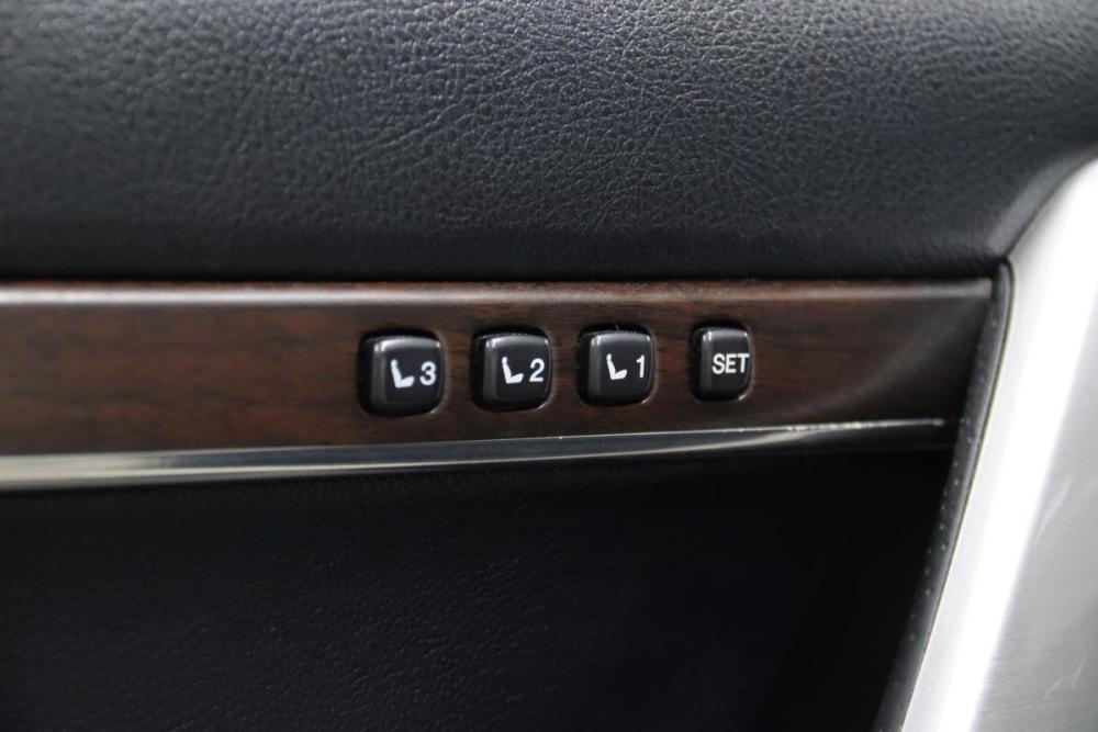 Toyota Land Cruiser 200 Series Рестайлинг 2 Сургут  - изображение 21