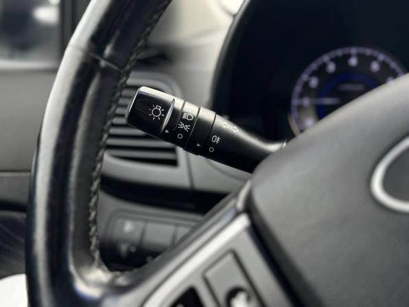 Hyundai Solaris I Рестайлинг с пробегом 2015 года, цена 989 000 рублей, 168324 км, седан, Автокод Объявления