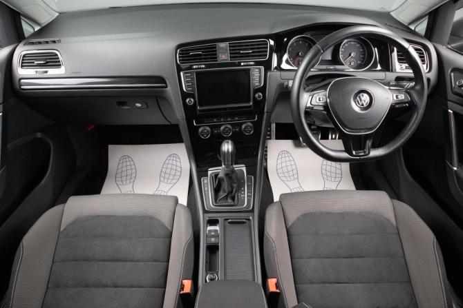 Volkswagen Golf VII с пробегом 2014 года, цена 1 469 000 рублей, 93911 км, универсал, Автокод Объявления