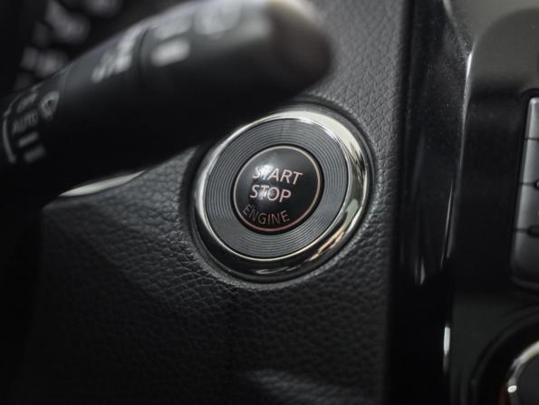 Nissan Qashqai II с пробегом 2014 года, цена 1 749 000 рублей, 61291 км, внедорожник, Автокод Объявления