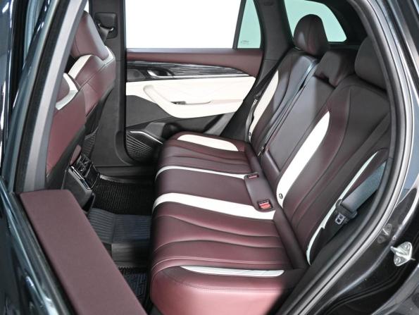 Geely Monjaro I с пробегом 2023 года, цена 2 919 000 рублей, 61129 км, внедорожник, Автокод Объявления