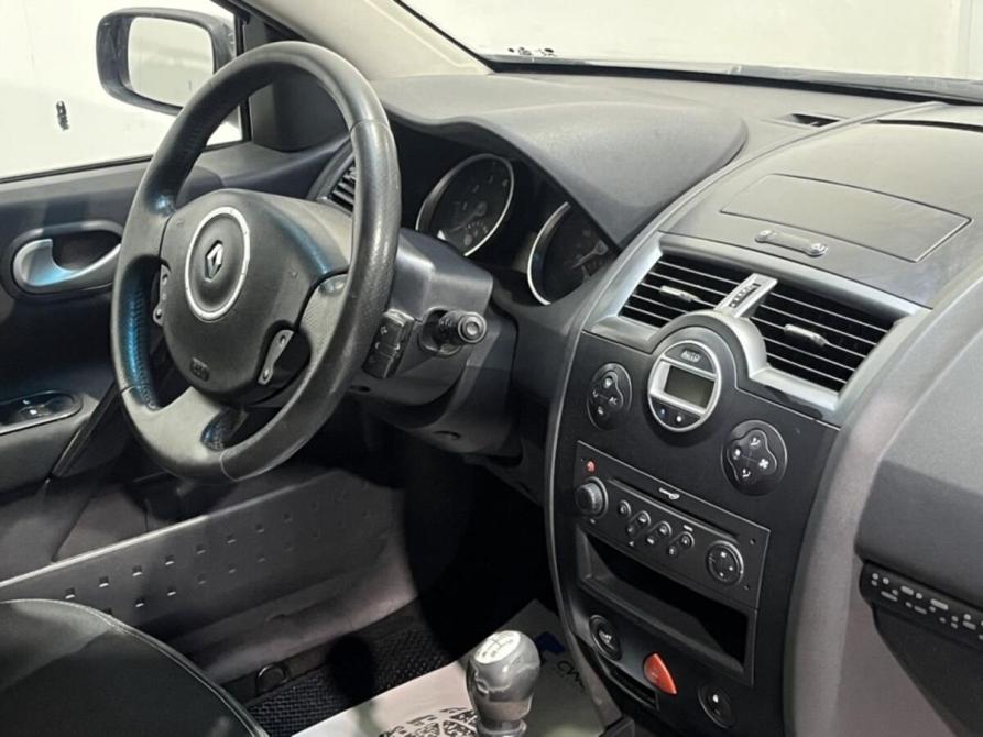 Renault Megane II Рестайлинг Курск  - изображение 6