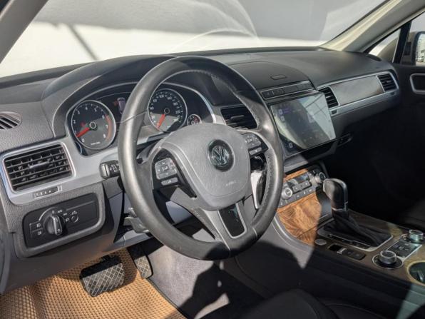 Volkswagen Touareg II Рестайлинг с пробегом 2016 года, цена 3 100 000 рублей, 94340 км, внедорожник, Автокод Объявления
