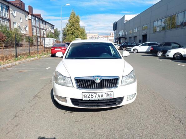 Skoda Octavia II (A5) Рестайлинг с пробегом 2011 года, цена 499 000 рублей, 324066 км, лифтбек, Автокод Объявления