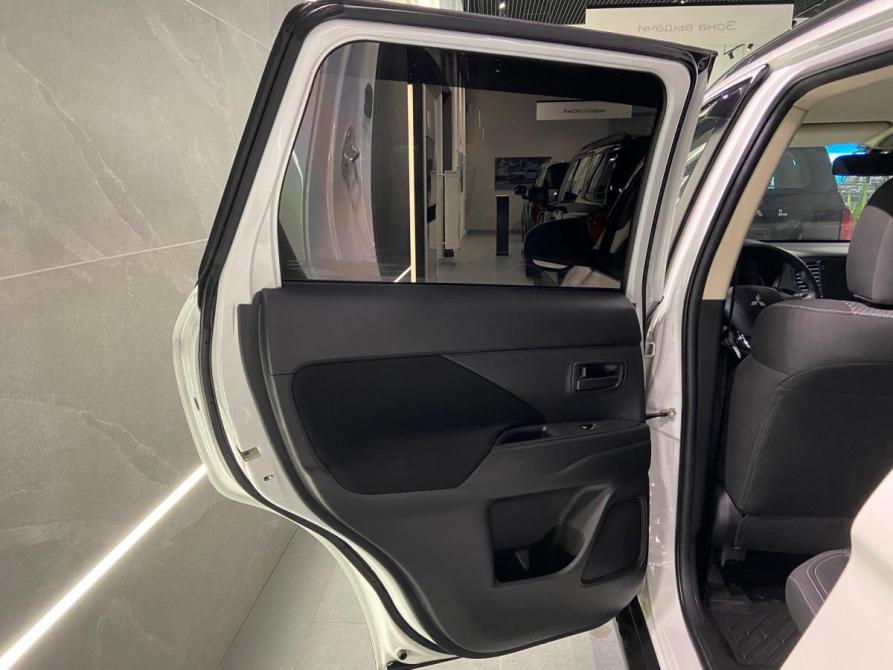 Mitsubishi Outlander III Рестайлинг 3 Сыктывкар  - изображение 11