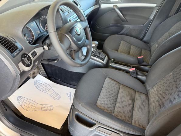Skoda Octavia II (A5) Рестайлинг с пробегом 2013 года, цена 759 000 рублей, 177023 км, универсал, Автокод Объявления
