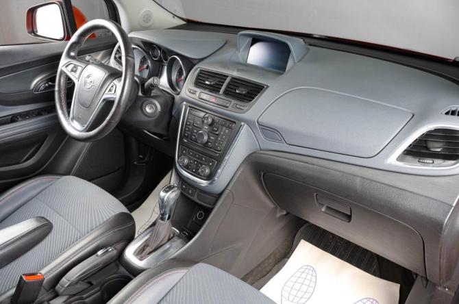 Opel Mokka I с пробегом 2014 года, цена 1 599 000 рублей, 113000 км, внедорожник, Автокод Объявления
