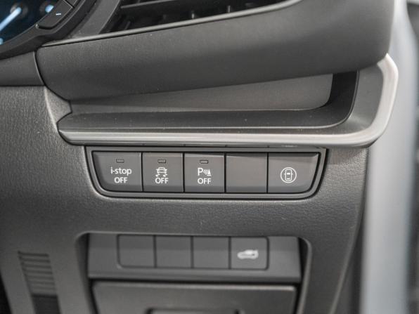 Mazda 3 IV (BP) с пробегом 2019 года, цена 1 575 000 рублей, 136969 км, седан, Автокод Объявления
