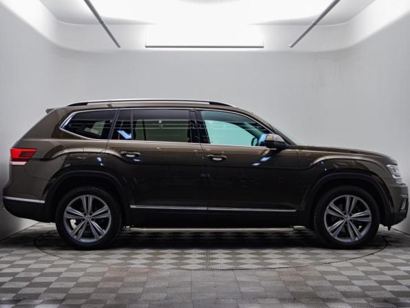 Volkswagen Teramont I с пробегом 2018 года, цена 3 737 000 рублей, 131055 км, внедорожник, Автокод Объявления