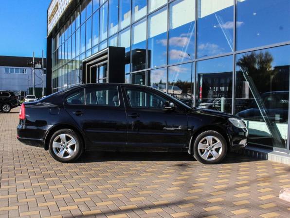 Skoda Octavia II (A5) Рестайлинг с пробегом 2011 года, цена 830 000 рублей, 165000 км, лифтбек, Автокод Объявления
