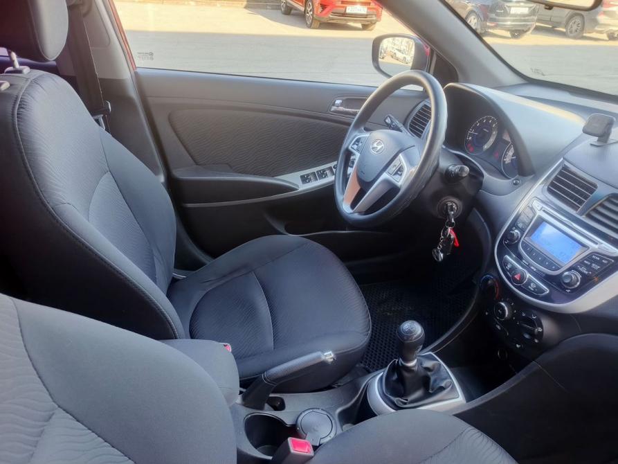 Hyundai Solaris I Брянск  - изображение 14