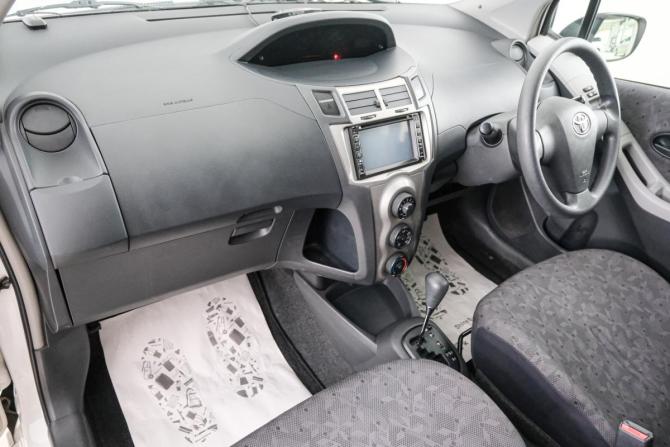 Toyota Vitz II (XP90) с пробегом 2008 года, цена 599 000 рублей, 179623 км, хэтчбек, Автокод Объявления