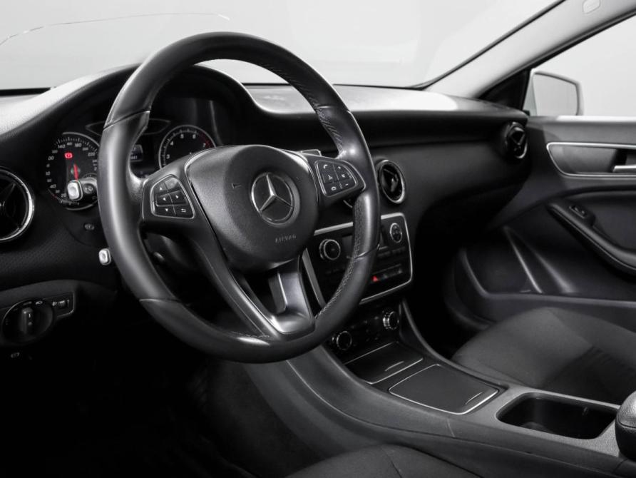 Mercedes-Benz A-Класс III (W176) Рестайлинг Москва  - изображение 14