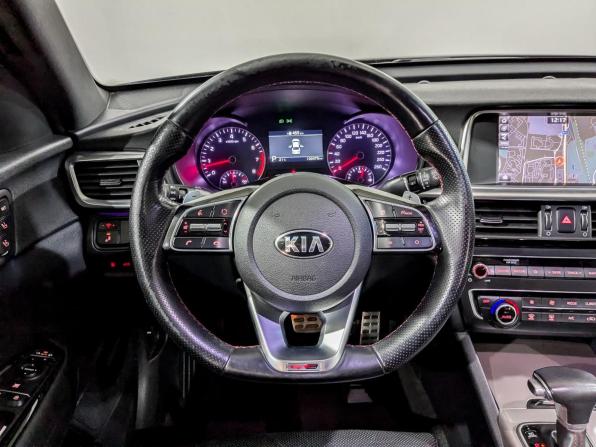 Kia Optima IV Рестайлинг с пробегом 2018 года, цена 2 255 000 рублей, 100471 км, седан, Автокод Объявления