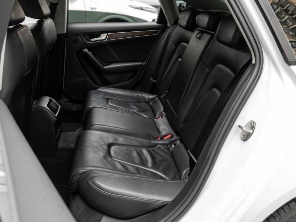 Audi A4 IV (B8) Рестайлинг с пробегом 2015 года, цена 1 490 000 рублей, 172015 км, седан, Автокод Объявления