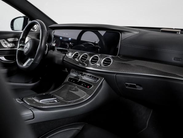Mercedes-Benz E-Класс V (W213 S213 C238) Рестайлинг с пробегом 2021 года, цена 5 900 000 рублей, 45644 км, седан, Автокод Объявления
